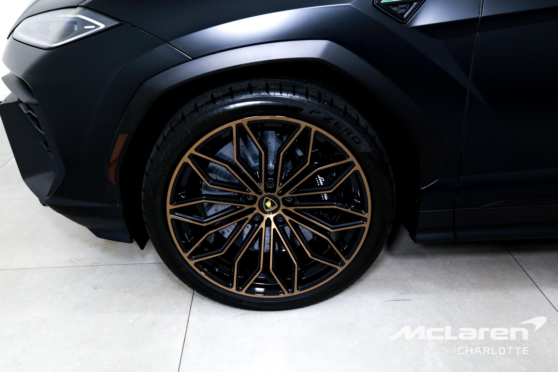 Used 2025 Lamborghini Urus SE | Charlotte, NC