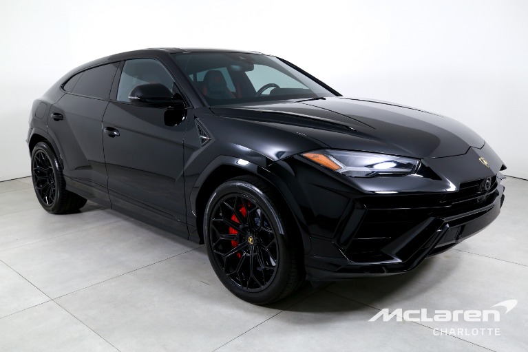 Used-2023-Lamborghini-Urus-S