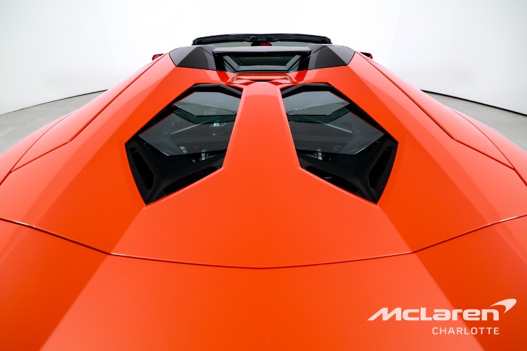 Used-2014-Lamborghini-Aventador-LP-700-4