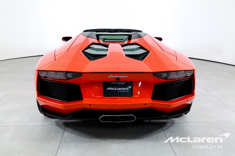Used-2014-Lamborghini-Aventador-LP-700-4
