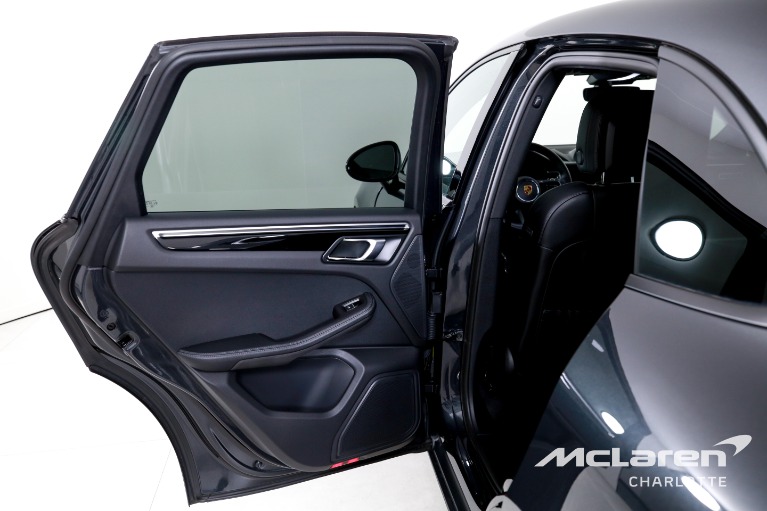 Used-2024-Porsche-Macan