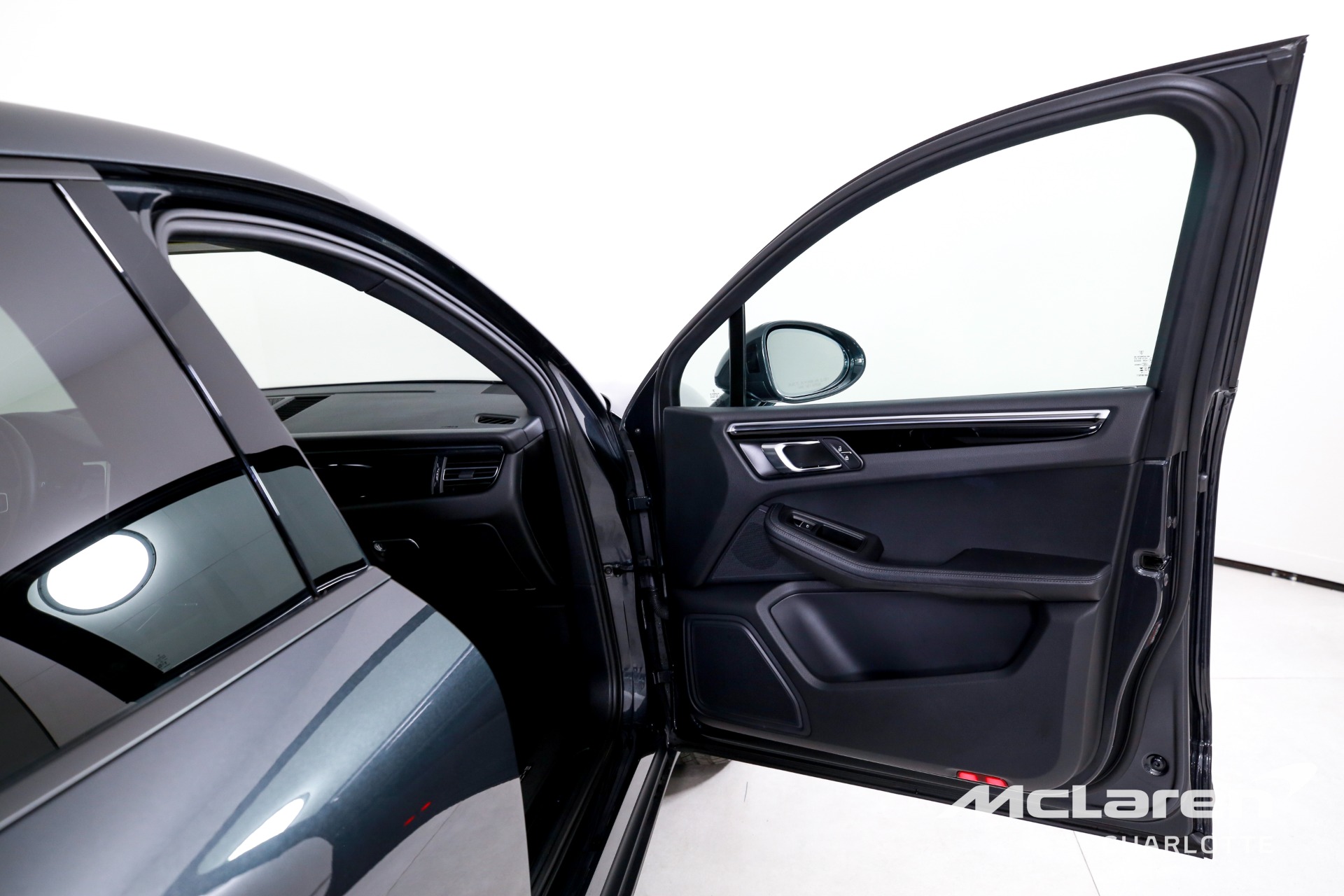 Used 2024 Porsche Macan  | Charlotte, NC