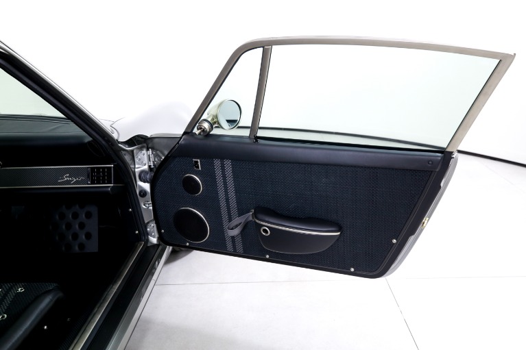 Used-1990-PORSCHE-911-SINGER