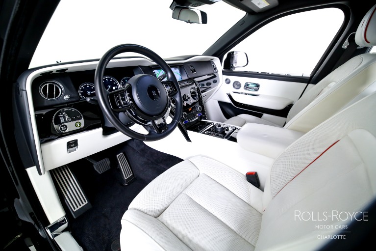 Used-2021-Rolls-Royce-Black-Badge-Cullinan