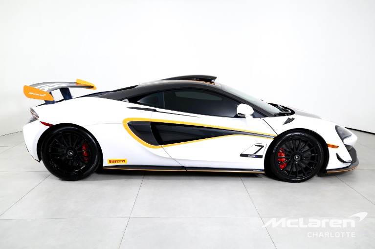 Used-2020-McLaren-620R