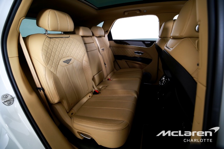 Used-2021-Bentley-Bentayga-Hybrid