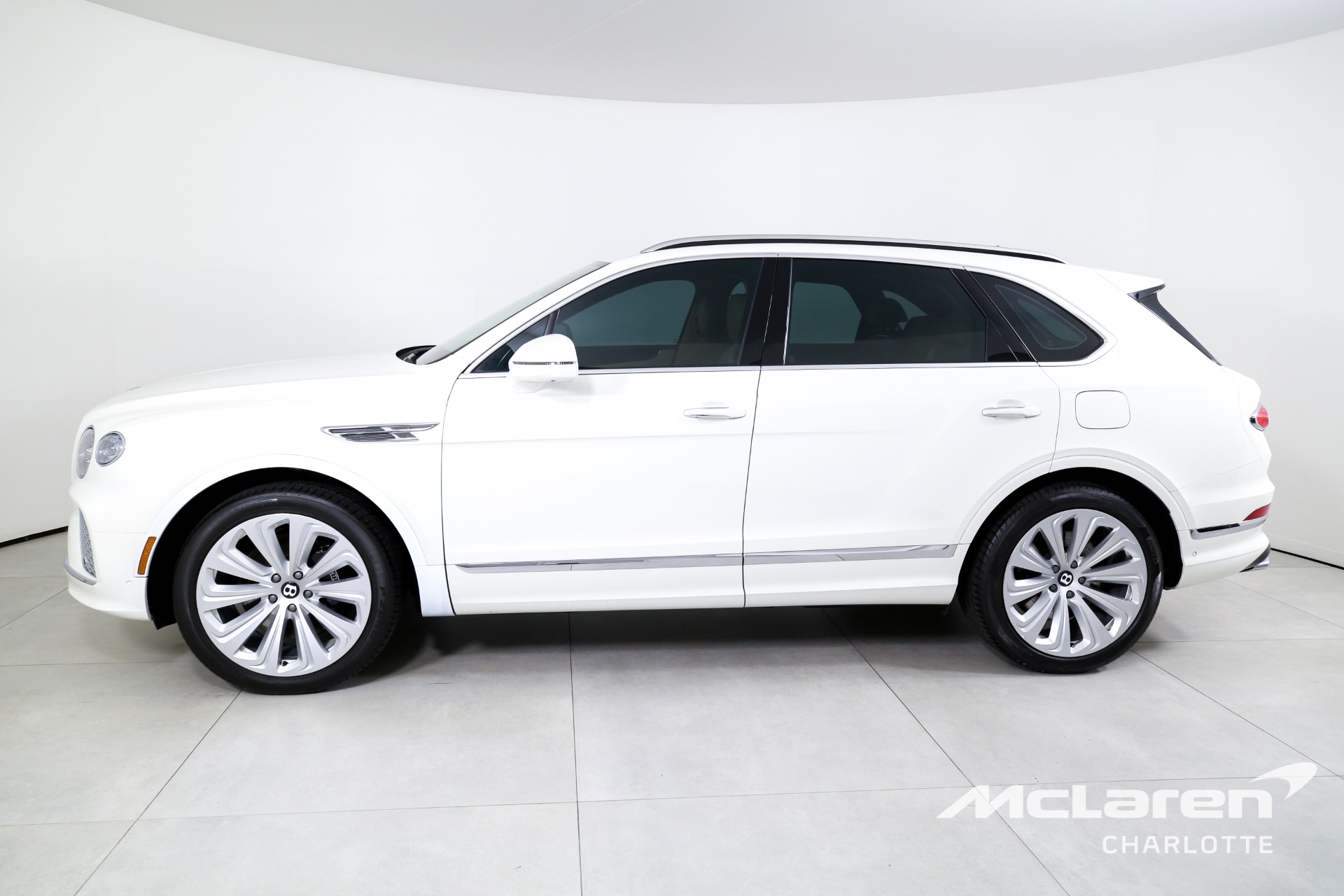 Used 2021 Bentley Bentayga Hybrid | Charlotte, NC