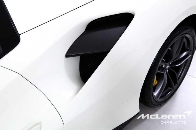Used-2018-Ferrari-488-Spider