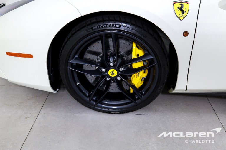 Used-2018-Ferrari-488-Spider
