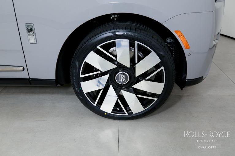 New-2027-Rolls-Royce-Cullinan