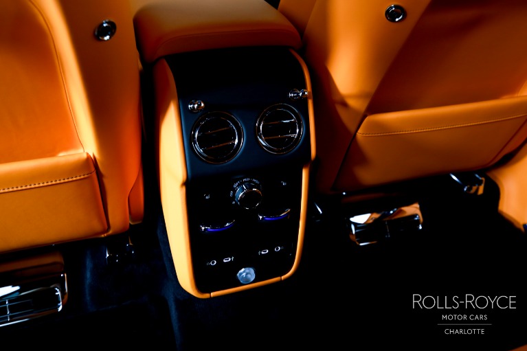 New-2027-Rolls-Royce-Black-Badge-Cullinan