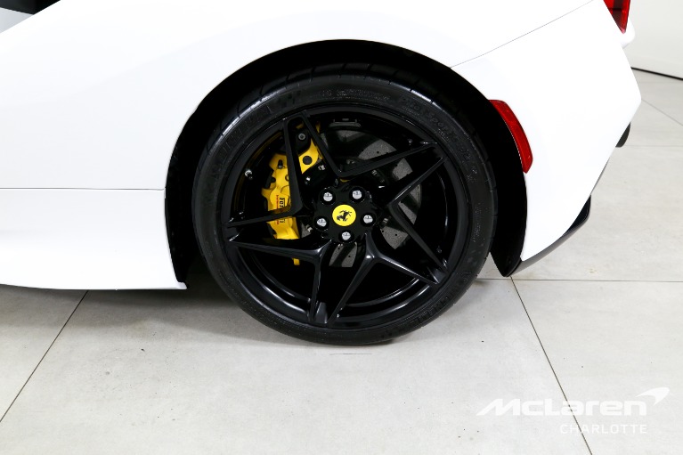 Used-2023-Ferrari-F8-Spider