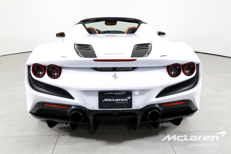 Used-2023-Ferrari-F8-Spider
