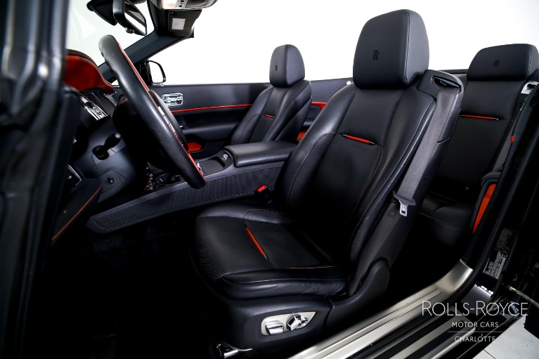 Used-2019-Rolls-Royce-Black-Badge-Dawn