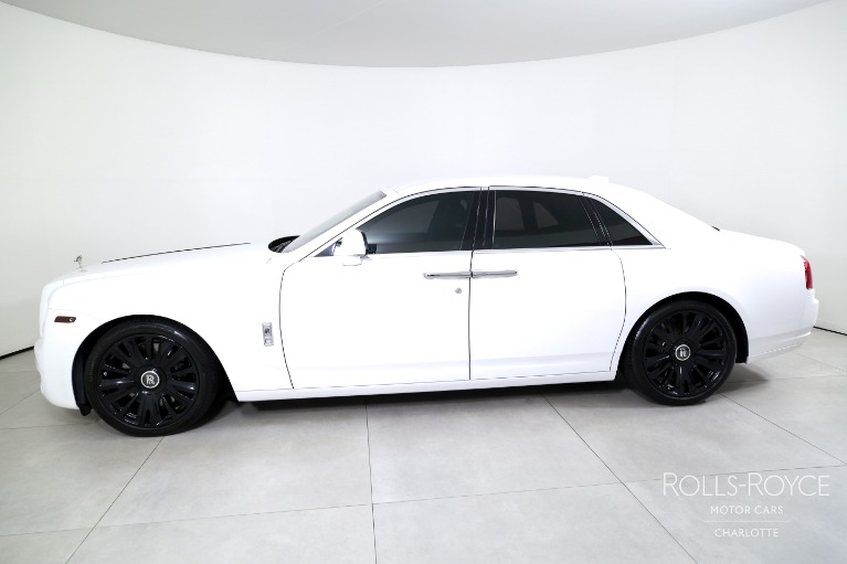 Used-2019-Rolls-Royce-Ghost