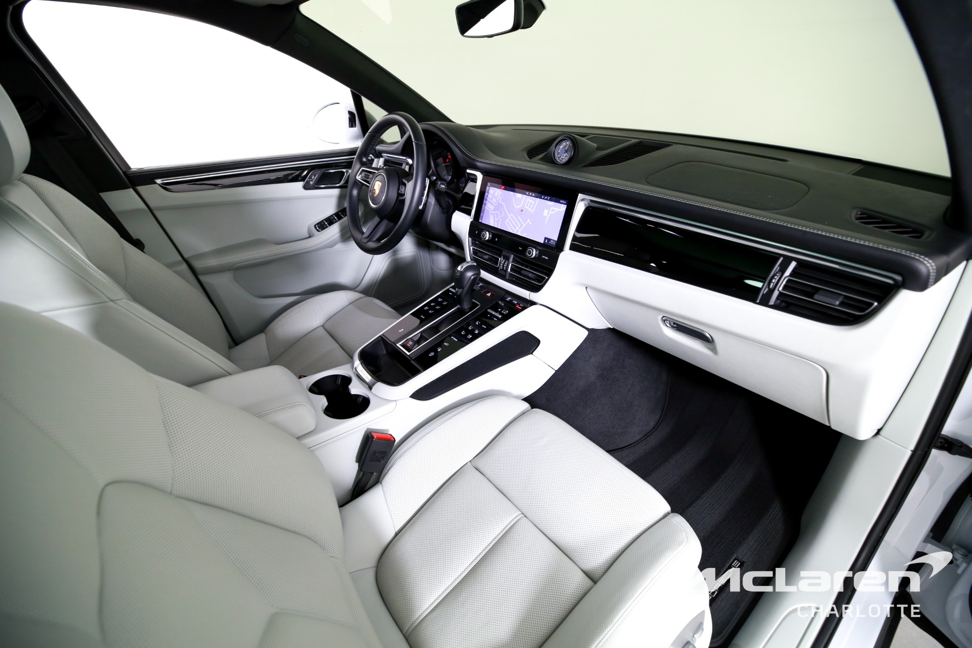 Used 2024 Porsche Macan  | Charlotte, NC
