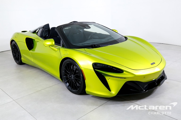 Used-2025-McLaren-Artura-Spider