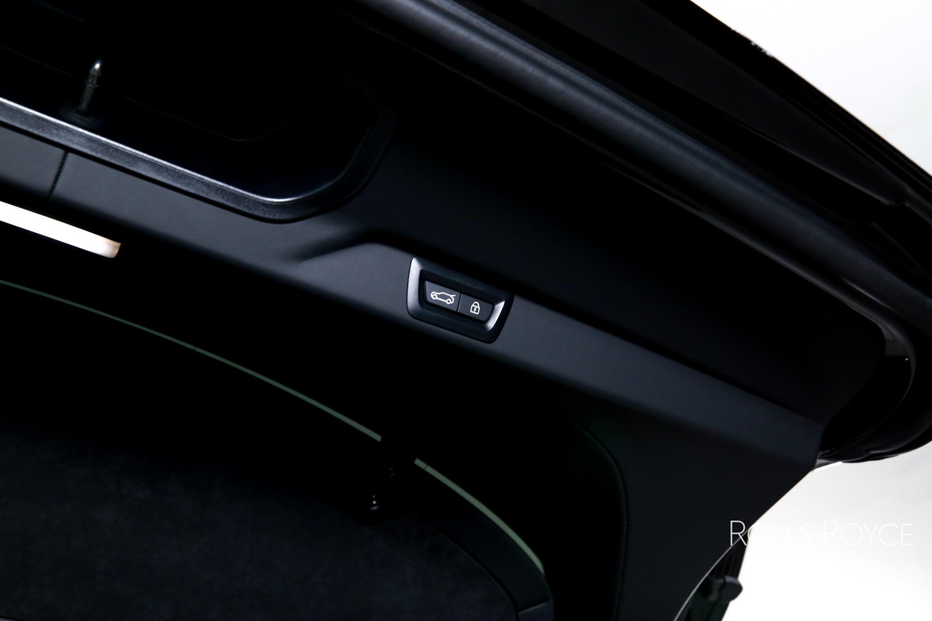 New 2027 Rolls-Royce Black Badge Cullinan  | Charlotte, NC
