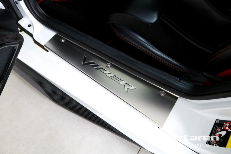 Used-2017-Dodge-Viper-ACR