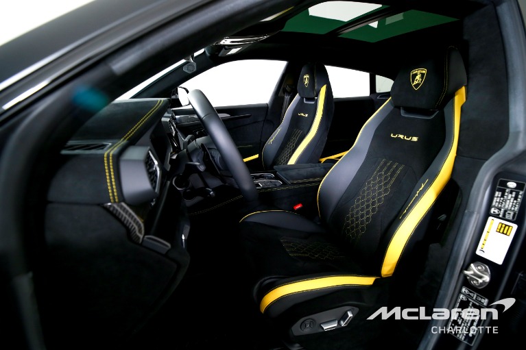 Used-2024-Lamborghini-Urus-Performante