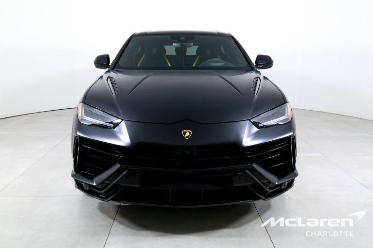 Used-2024-Lamborghini-Urus-Performante