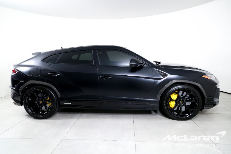 Used-2024-Lamborghini-Urus-Performante