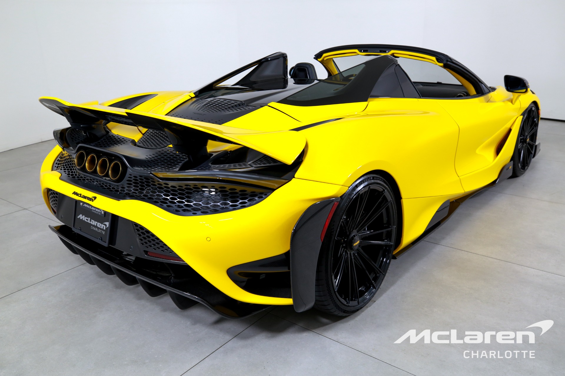 Used 2022 McLaren 765LT Spider  | Charlotte, NC