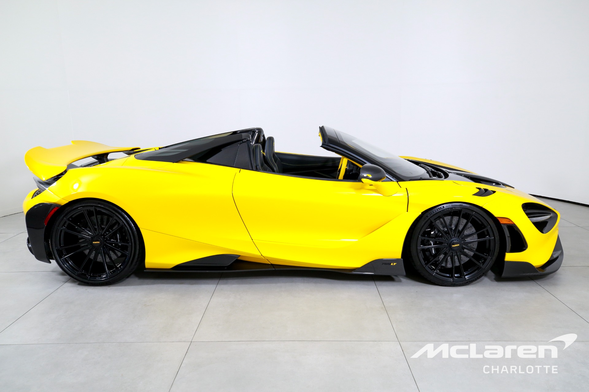 Used 2022 McLaren 765LT Spider  | Charlotte, NC