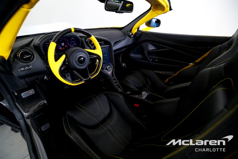 Used-2022-McLaren-765LT-Spider