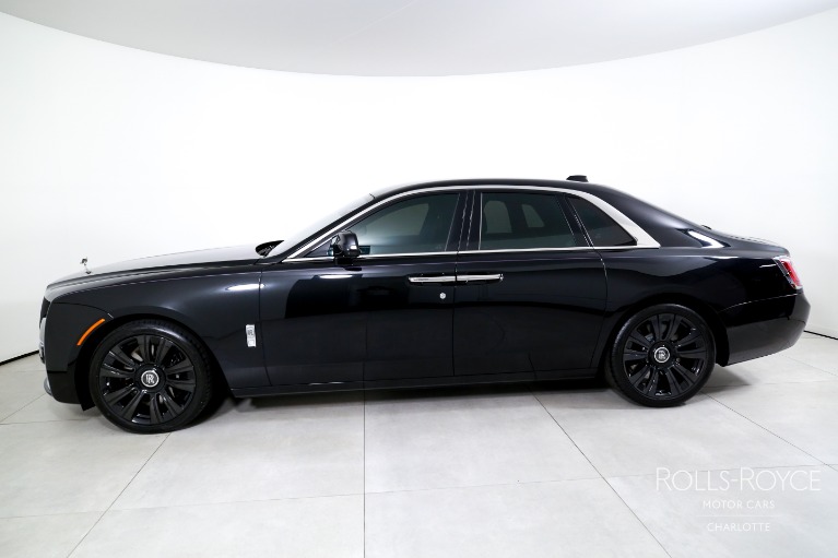 Used-2022-Rolls-Royce-Ghost