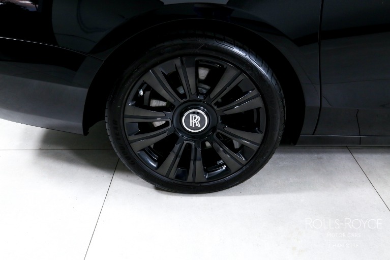 Used-2022-Rolls-Royce-Ghost