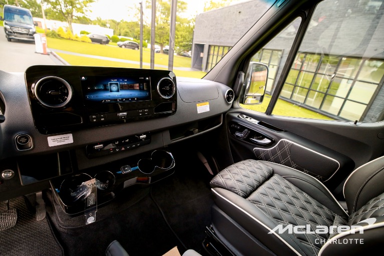 New-2027-Mercedes-Benz-Sprinter-3500XD