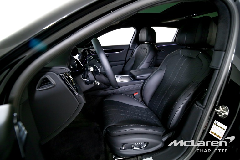 Used-2025-Bentley-Flying-Spur-Black-Edition