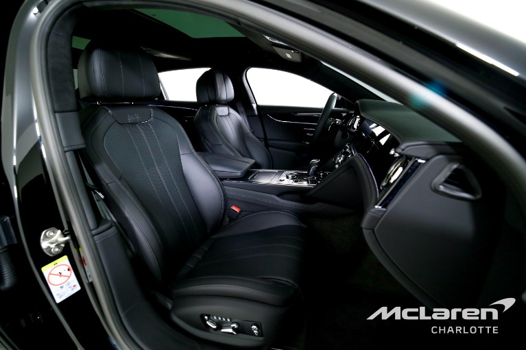 Used-2025-Bentley-Flying-Spur-Black-Edition