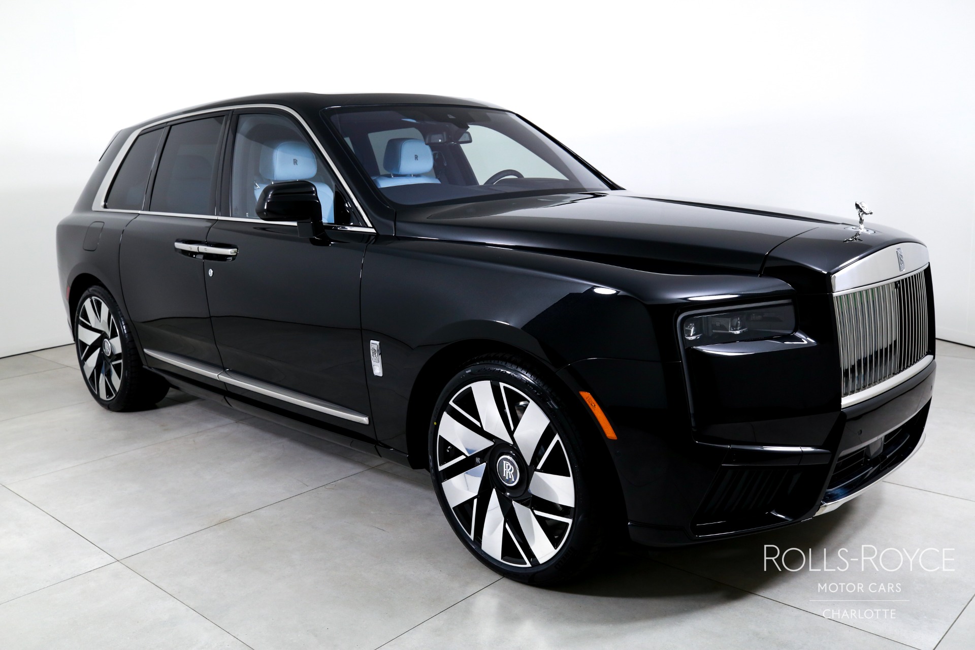 New 2027 Rolls-Royce Cullinan  | Charlotte, NC