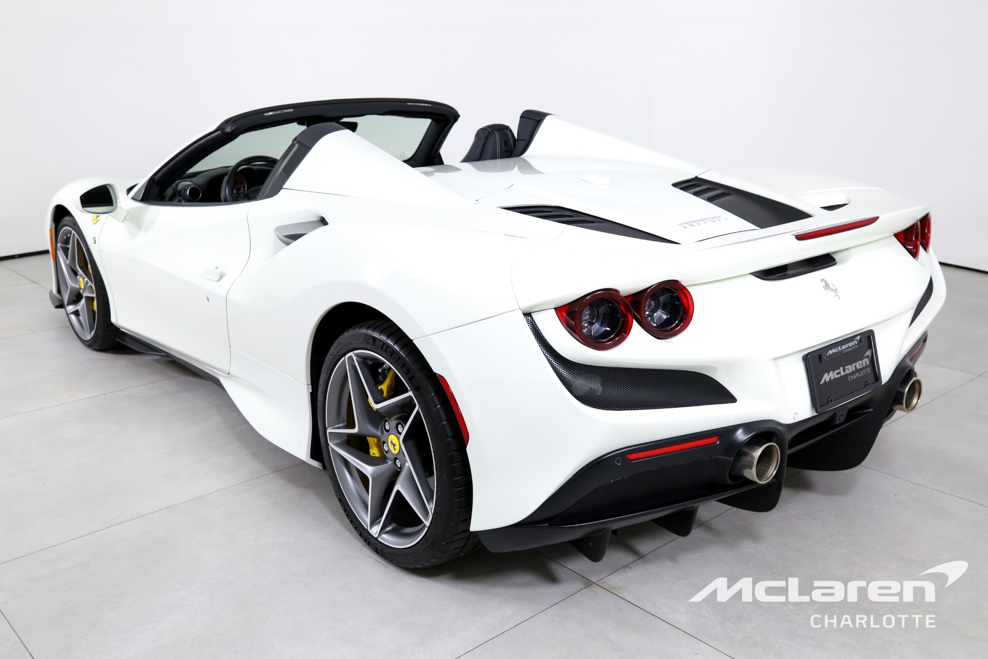 Used 2022 Ferrari F8 Spider  | Charlotte, NC