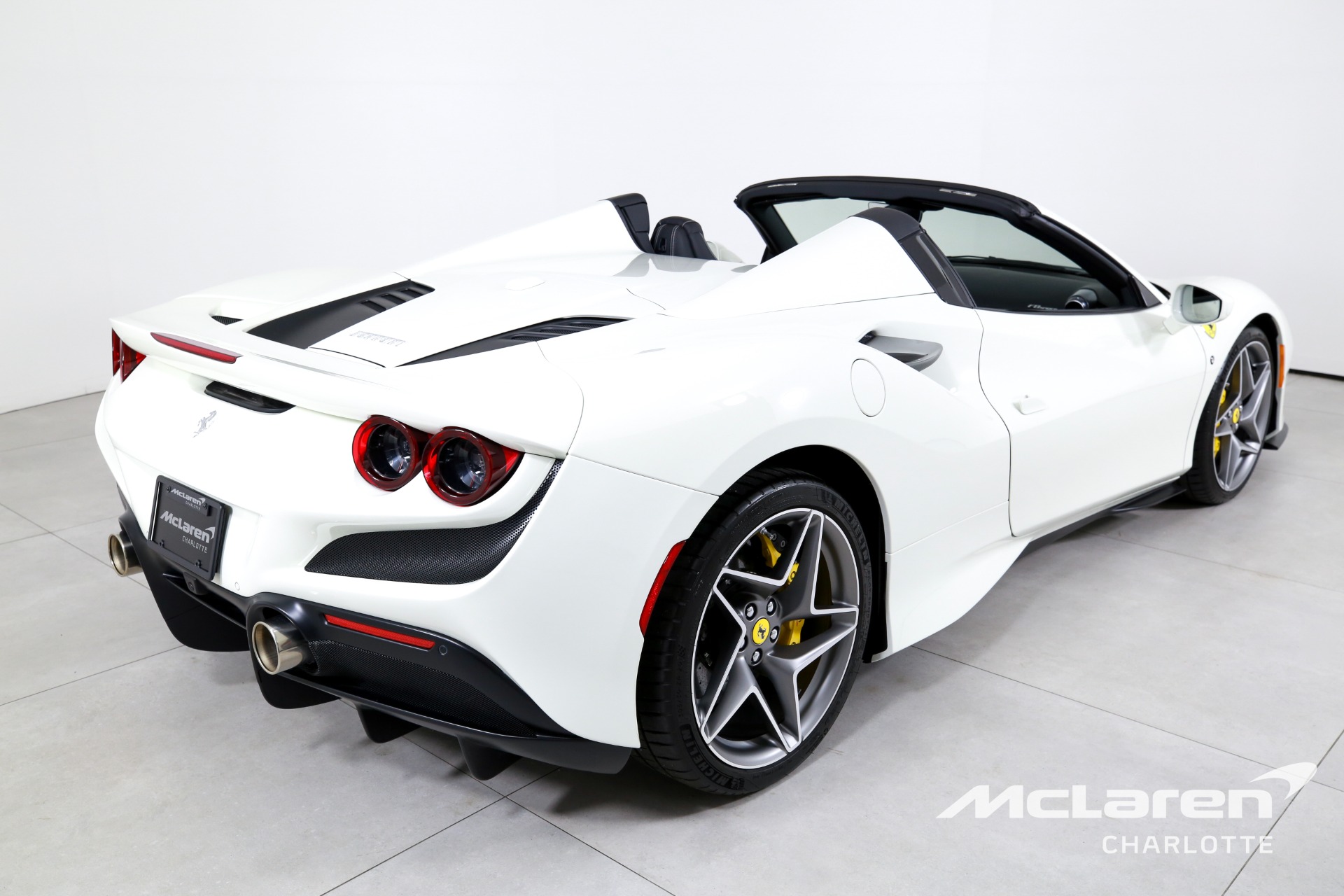 Used 2022 Ferrari F8 Spider  | Charlotte, NC