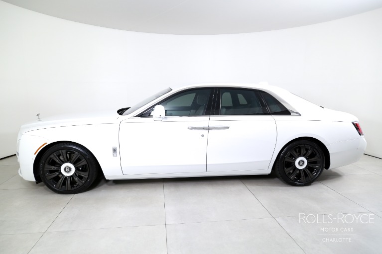 Used-2021-Rolls-Royce-Ghost