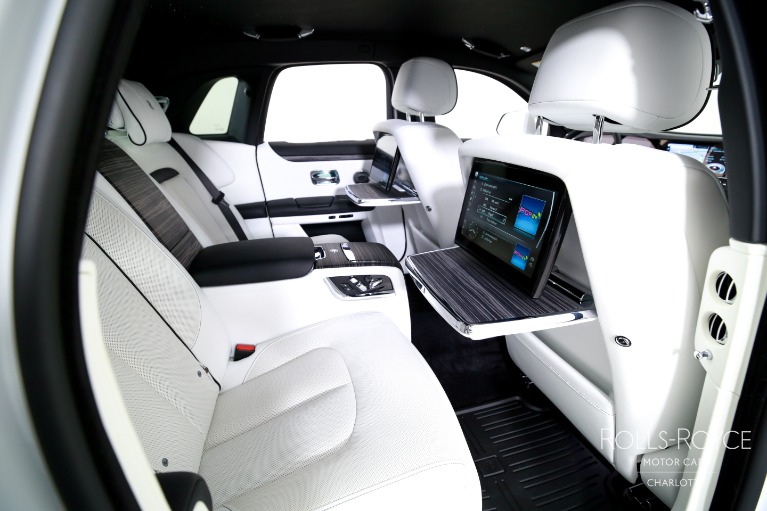 Used-2021-Rolls-Royce-Ghost