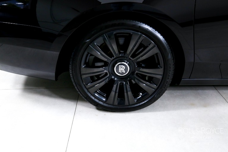 Used-2021-Rolls-Royce-Ghost