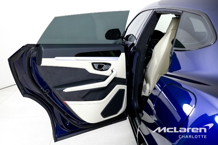 Used-2026-Lamborghini-Urus-SE
