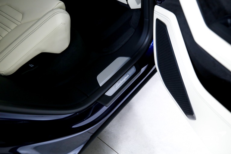 Used-2026-Lamborghini-Urus-SE
