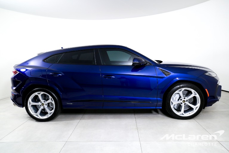 Used-2026-Lamborghini-Urus-SE