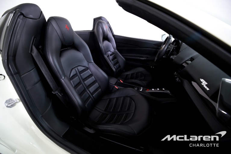 Used-2019-Ferrari-488-Spider