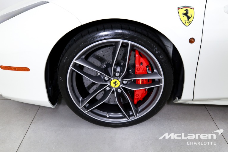 Used-2019-Ferrari-488-Spider