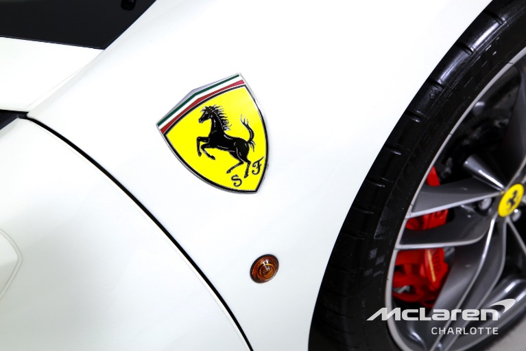 Used-2019-Ferrari-488-Spider