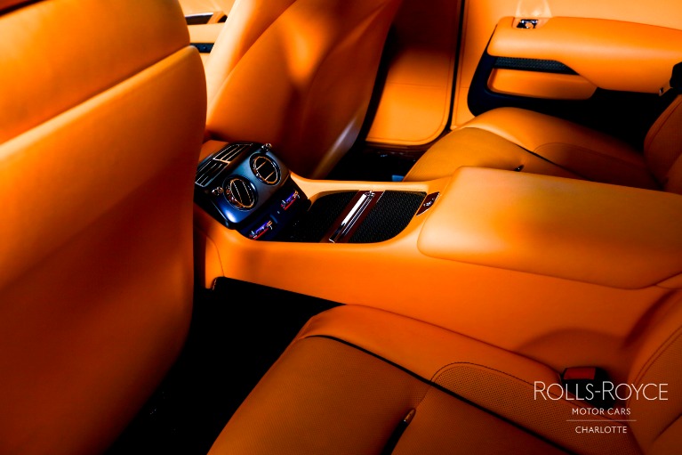 Used-2021-Rolls-Royce-Wraith-Black-Badge