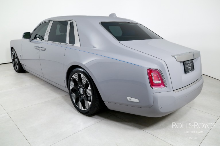 Used-2024-Rolls-Royce-Phantom