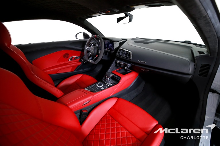 Used-2021-Audi-R8-52-quattro-V10-performance
