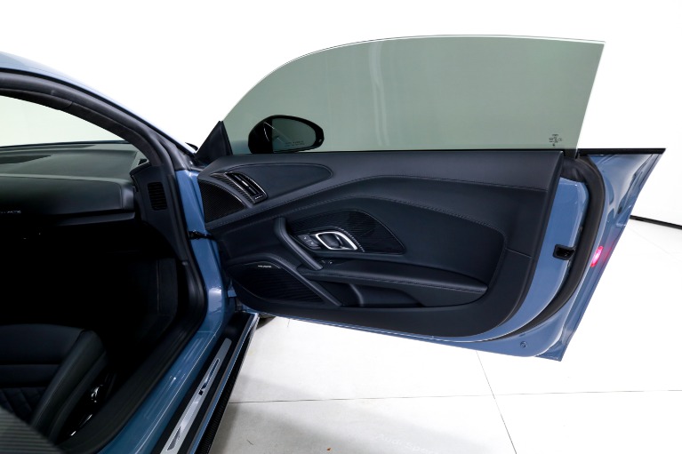 Used-2023-Audi-R8-52-quattro-V10-performance